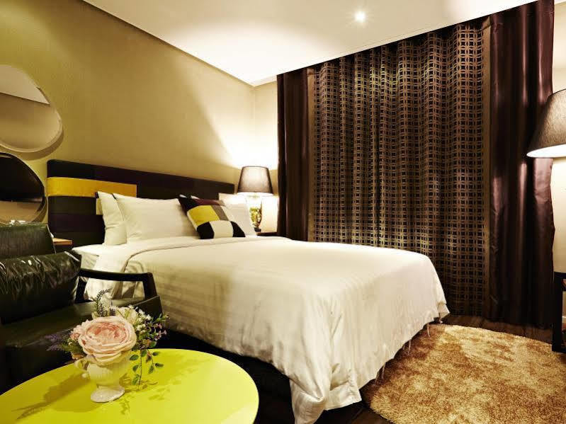 Hotel Namoo Cheong-Ju Cheongju Exteriör bild